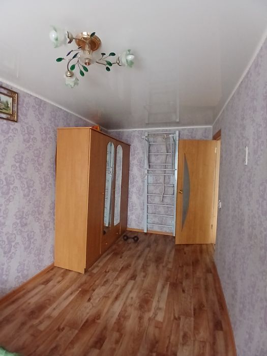 Продам квартиру в районе площади.