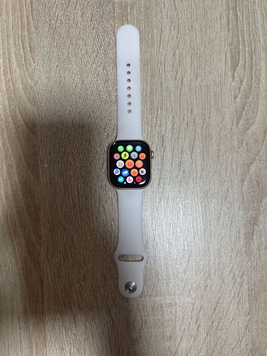 Vând ceas Apple Watch Seria 10 Rose Gold