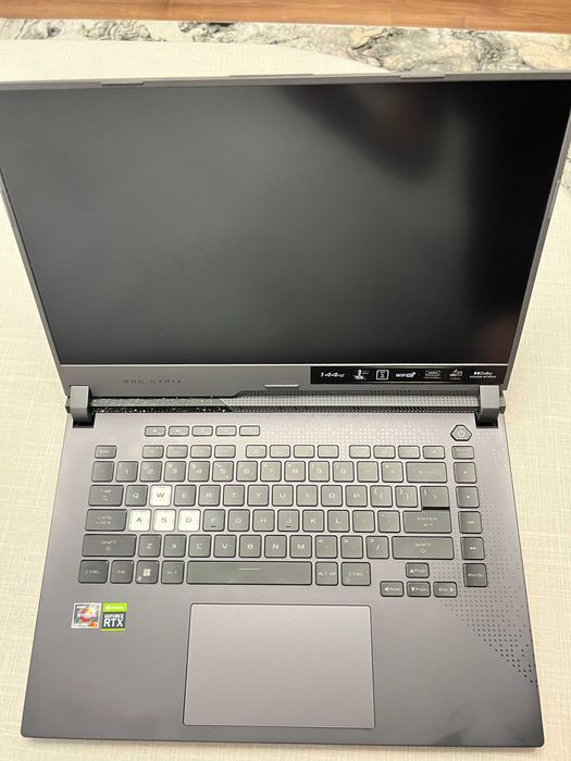 Asus ROG STRIX G15  - AMD Ryzen 7 Nvidia RTX 3050 144Hz RGB SSD 512GB