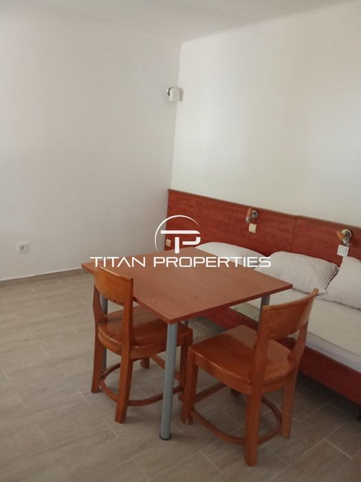 Едноетажна Къща след ремонт с двор в гр. Каблешково