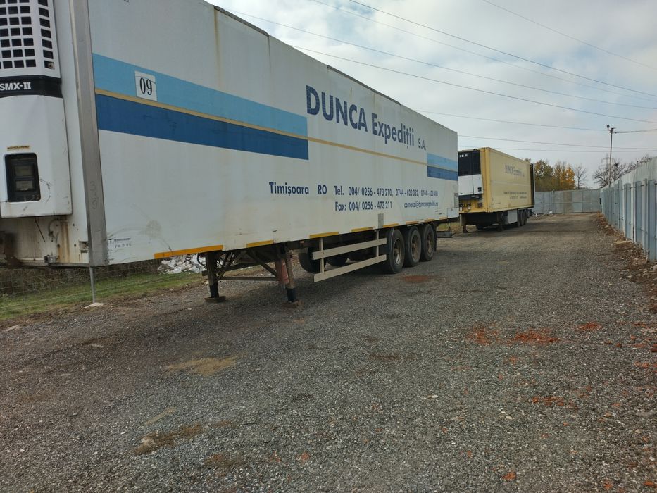 Spatiu depozitare  in container ,izoterma,frigorific bine izolat parcare pe proprietate. ,
