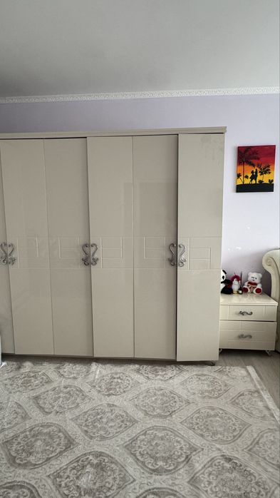 Спальний гарнитур