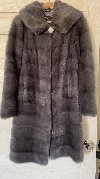 Продам норковую шубу