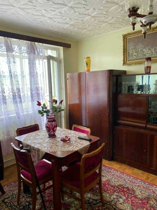 Apartament de vânzare cu 3 camere zona Micro 1