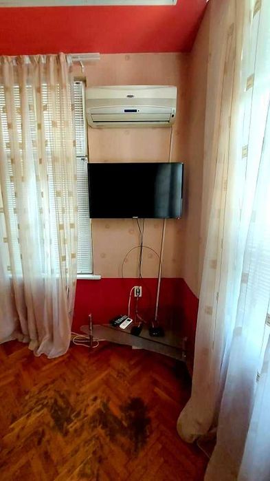 Дава се под наем Тристаен апартамент в Бургас, Център - 84 кв.м за 153 € - Снимка #6