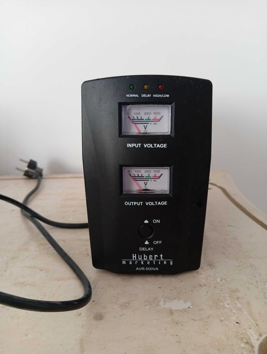 Стабилизатор напряжения