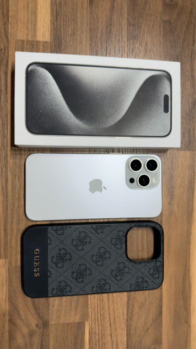 Iphone 15 pro max white