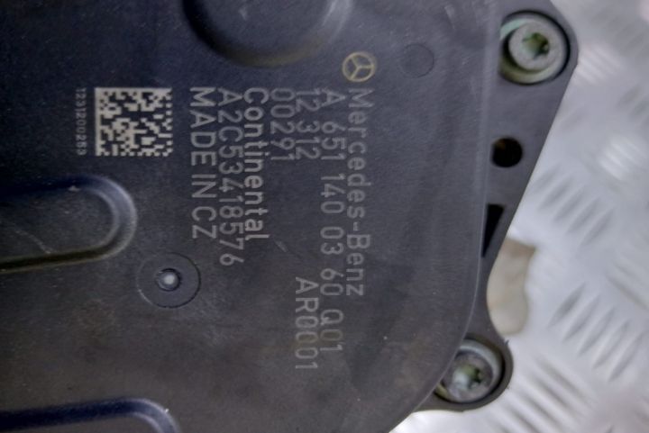 Supapa Egr  2.2 cdi euro 5 A6511400160 Mercedes-Benz Vito W639 (facel