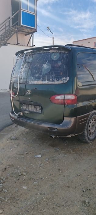 Продам Hyundai starex 1998 авариный