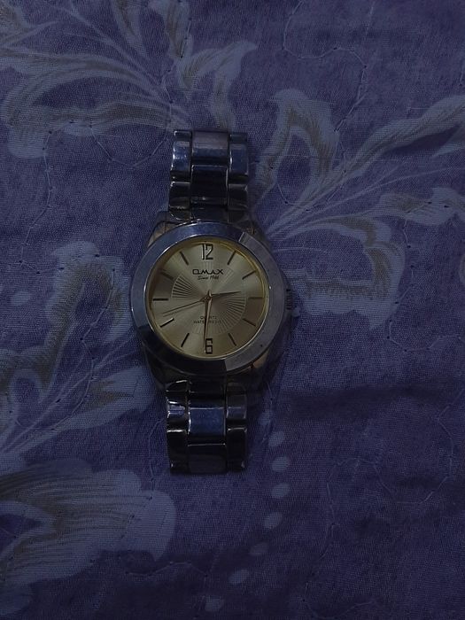 продаю часы мужские