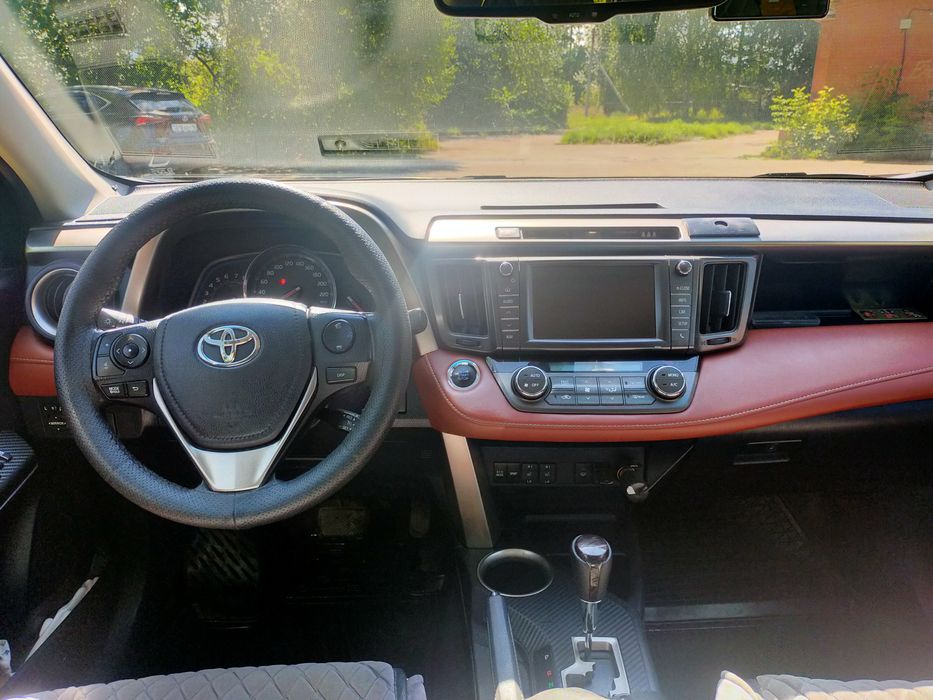 Продам Тойота Рав 4