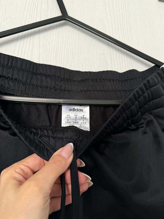 Adidas анцуг, носен веднъж