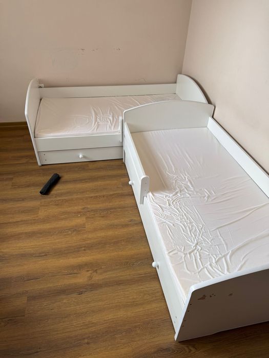 Pat de copii 160x80, 2 bucati, lada de depozitare + saltea incluse