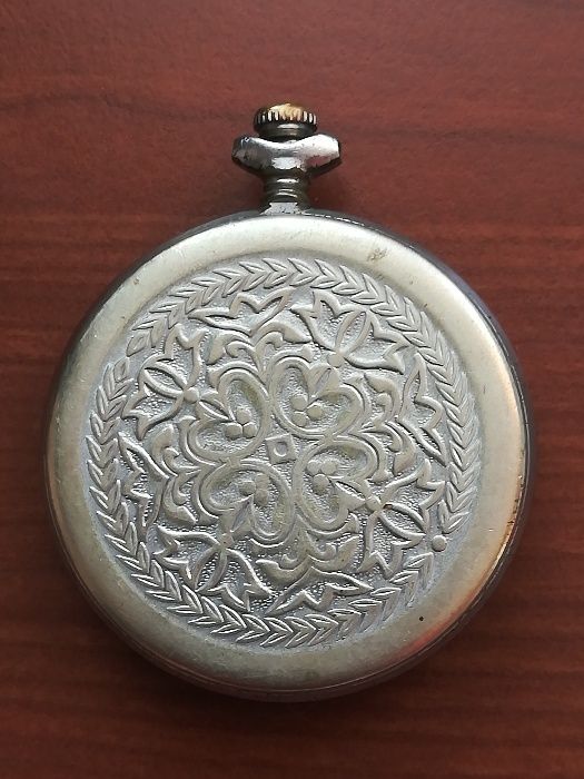 Руски джобен часовник Molnija