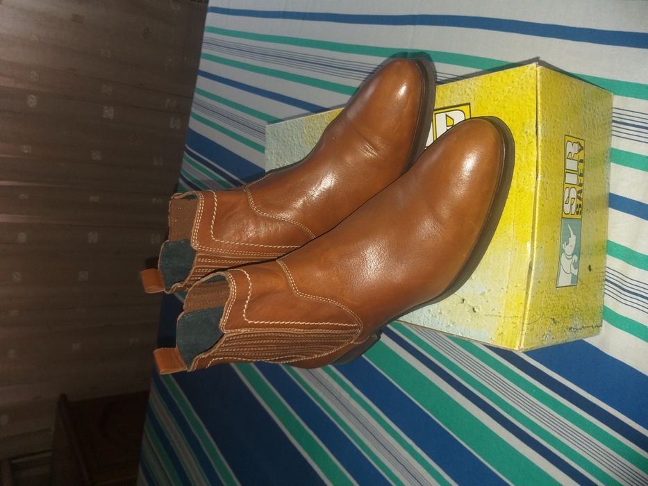 vind cizme si ghete din piele ca noi