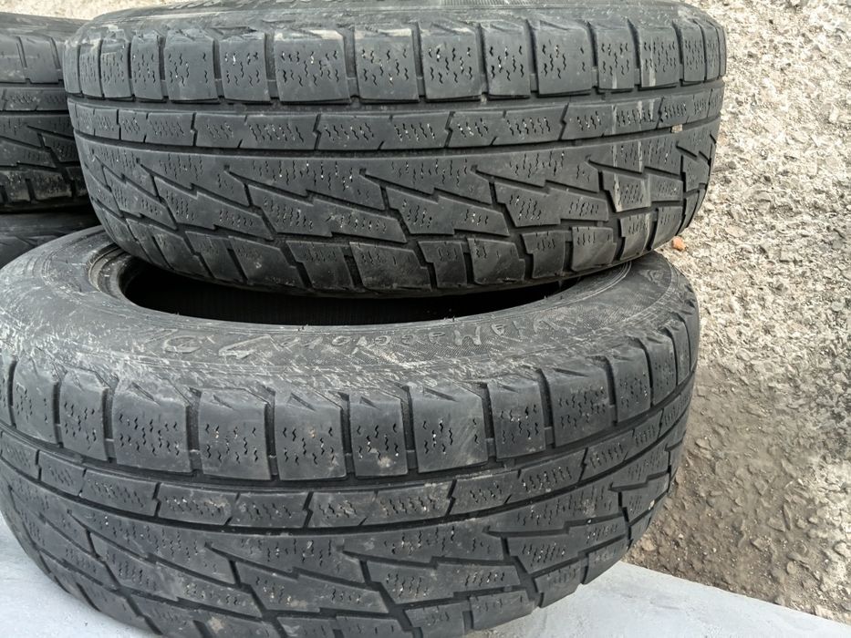 Продам шины 215/60/174шт.