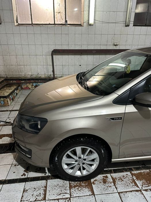 Поло 2015г объем 1.6