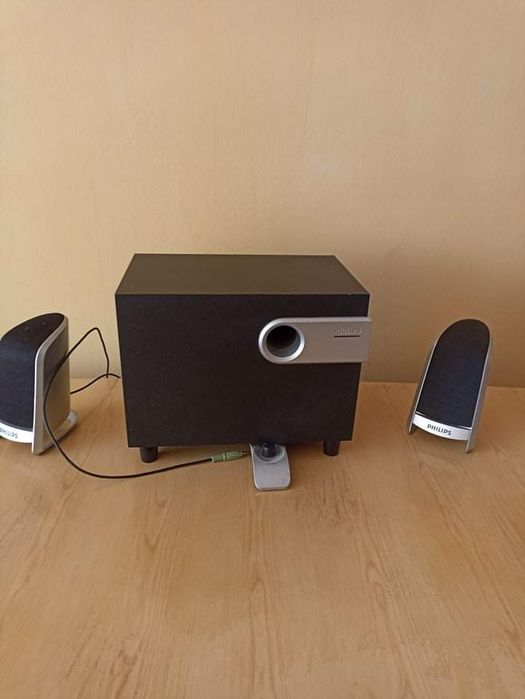 Уредба  Philips с две колонки