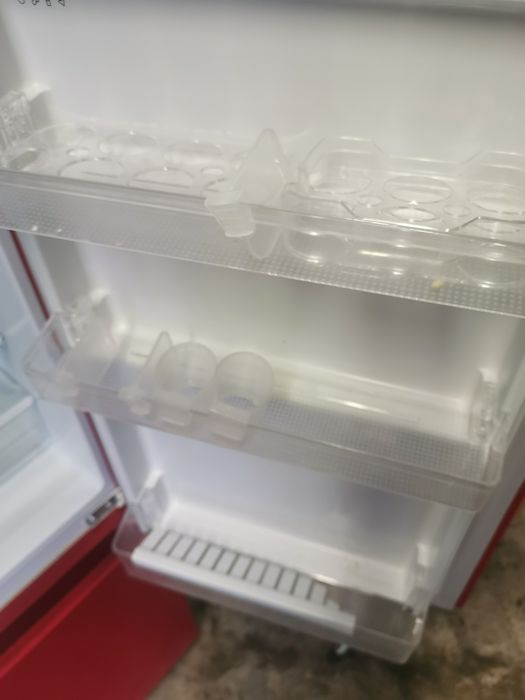 Vând mobila bucătărie+frigider