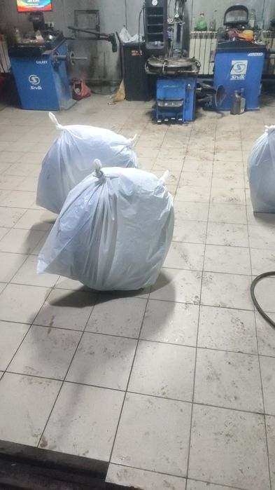 Шины зимние Б/у на 16