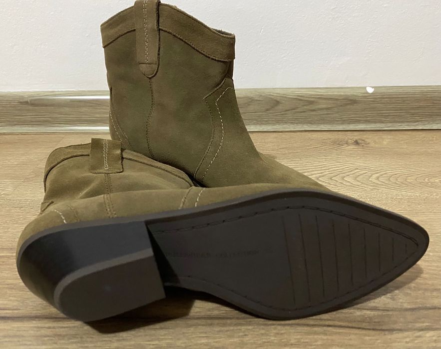 Ghete Ciocate Pull&Bear – Piele Întoarsă – Noi fără etichetă – Mărimea 35