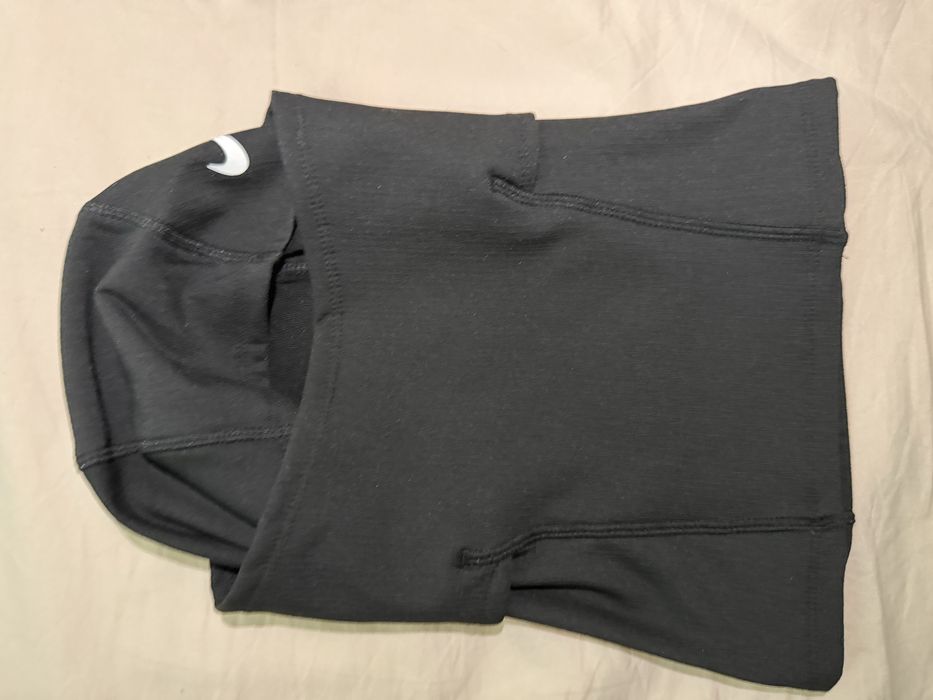 Продам балаклаву nike