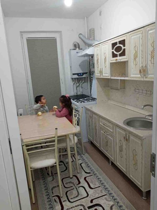 R1 Сдаётся квартира 2/2/9 на  Яшнабадский ул Махтумкули!