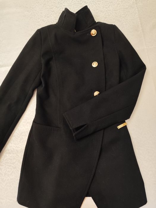 Пальто чёрное демисезонное