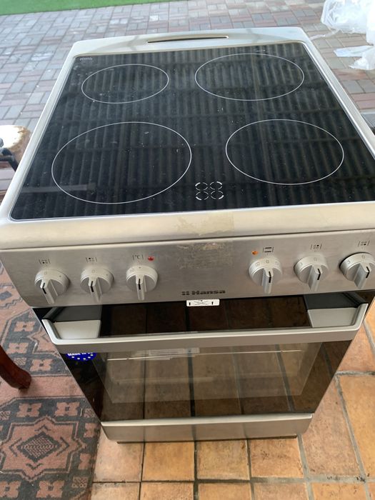 Электроплита 4 комфорочная Hansa