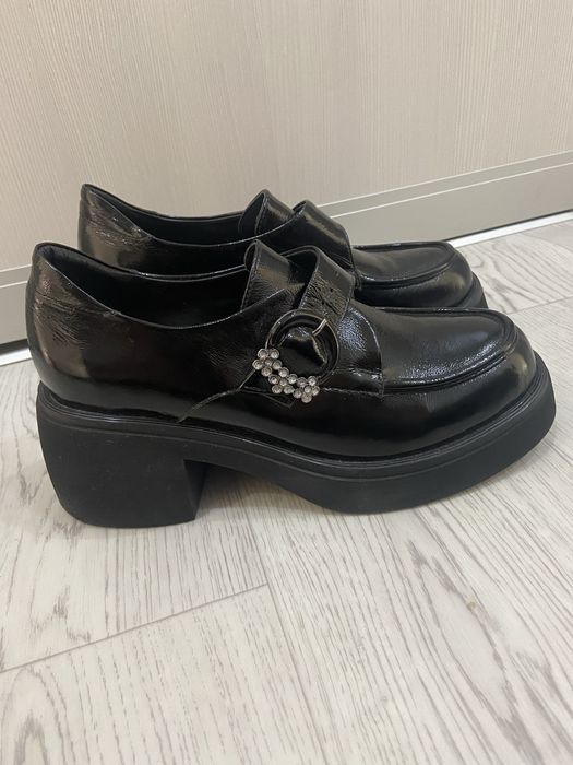 Новые лоферы классные 39 р