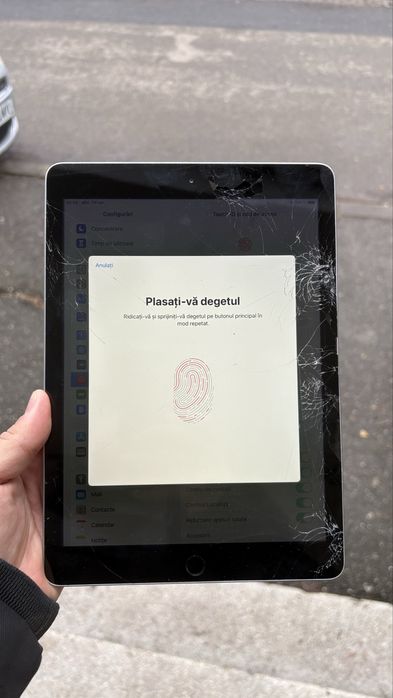 iPad 5 A1822-Neverlock-32GB-Amprenta Functionala-Vezi Descrierea Anunt