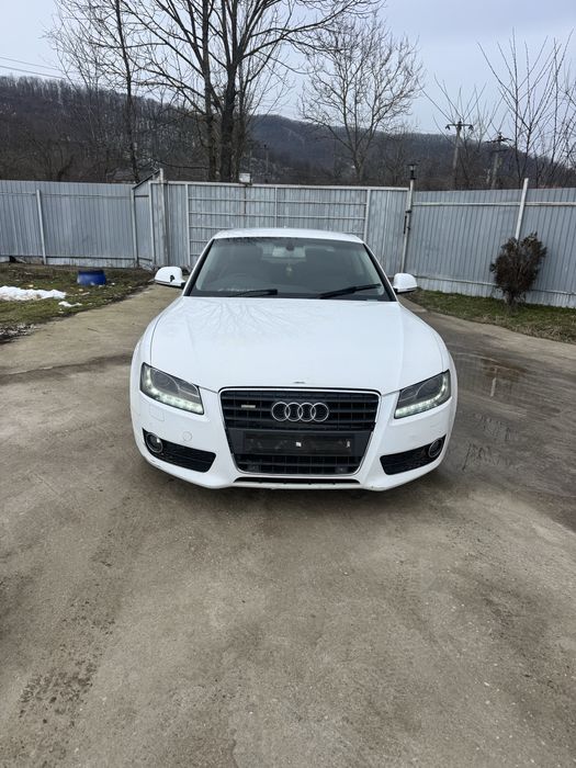 Dezmembrez Audi A5 Coupe 2.7 automat