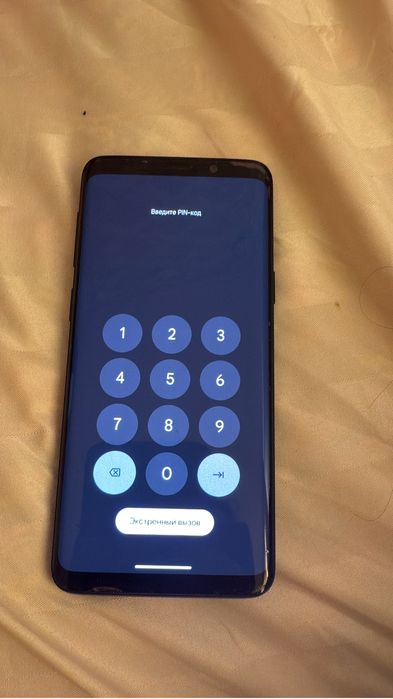 обменяю самсунг с9