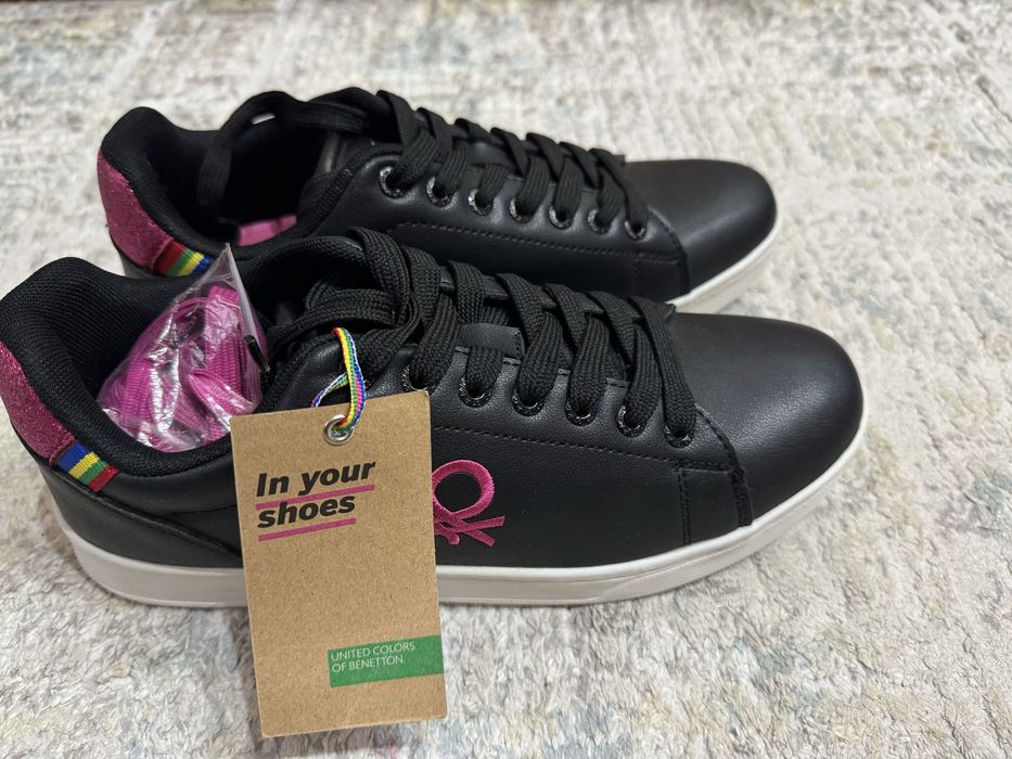 Кроссовки новые Benetton