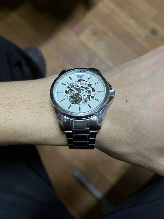 Часы 15000 тг сагат