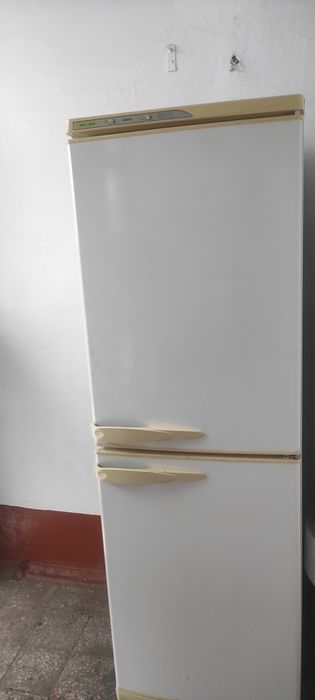 Продам б/у холодильник