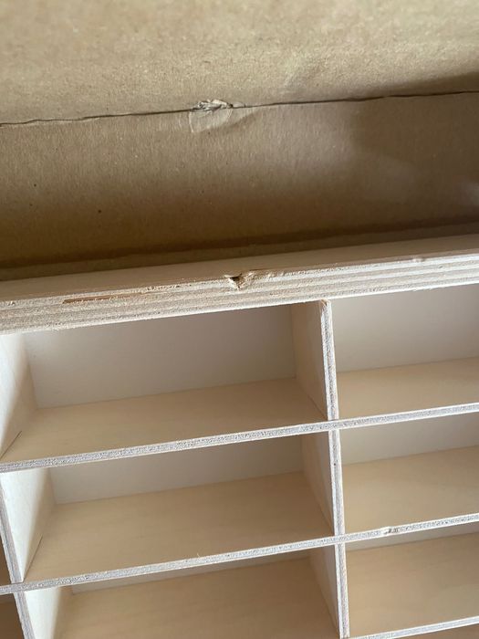 Дефектна дървена етажерка за колички, рафт, 80 отделения, хоризонтален