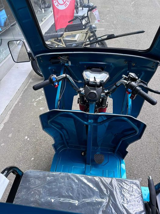 Triciclu GL 35000 Motor 1500W Autonomie  60-70 KM Baterii 72V/58AH
