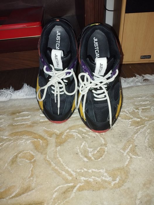 Маратонки на Justcavali