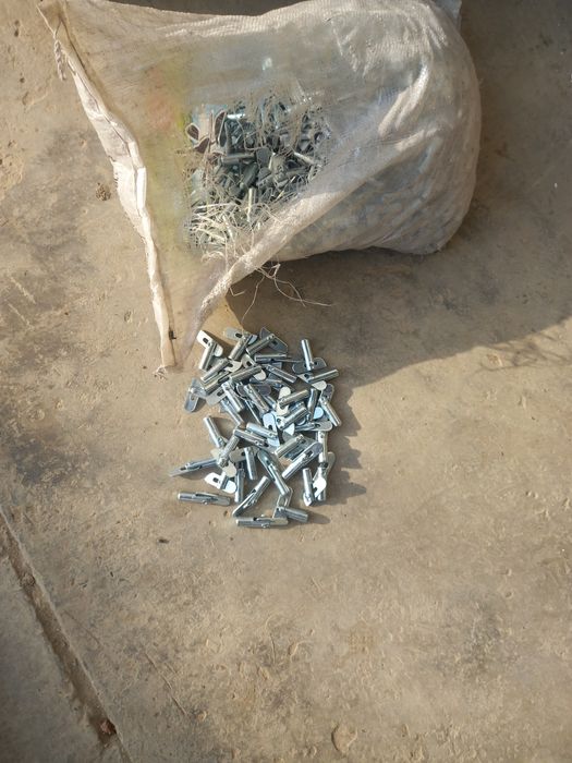 Lelsa uchun zamok aplafka uchun tarot gaykalar bor