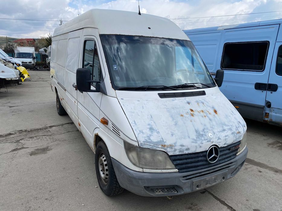 DEZMEMBREZ PIESE Mercedes SPRINTER 316 CDI 2.7 cdi W903 W904 2005 Cutie AUTOMATA