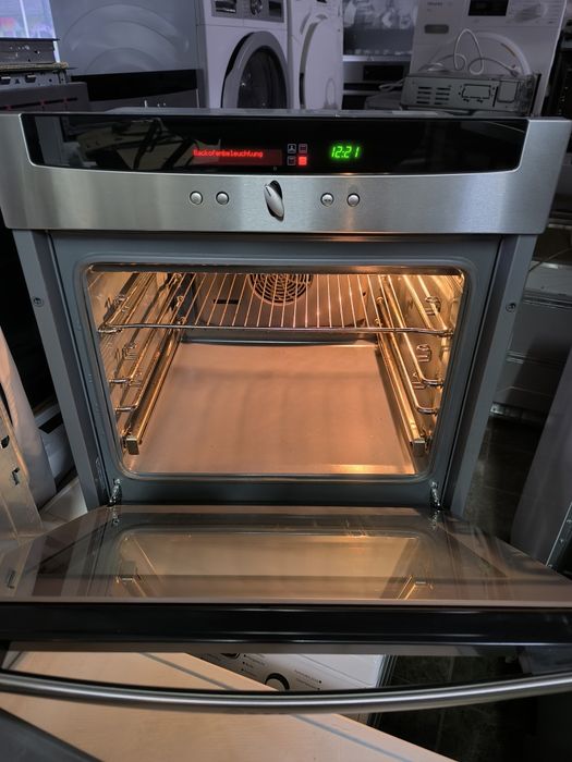 Фурна NEFF Mega 4624 N - автоматични програми хляб, пица и др.