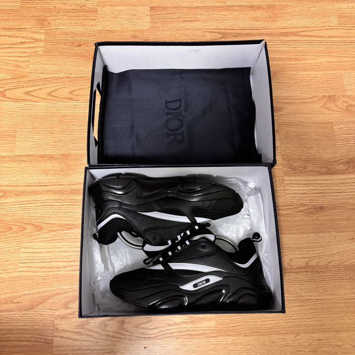 Dior B22 Black / White