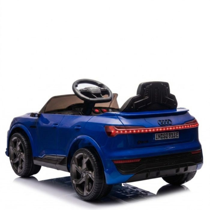 Детска акумулаторна кола Audi RS Q8 12V - Дистанционно управление, музика, LED светлини и амортисьори – синя