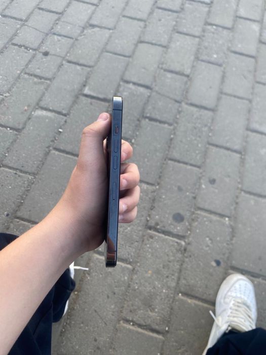 Продам  iPhone 13 Pro
