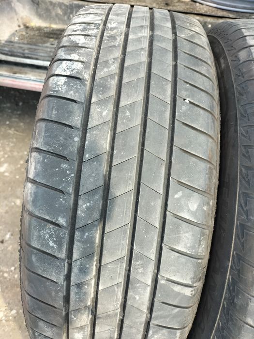 2бр. Летни  гуми 17 Цола  225/60/17 Bridgestone Turanza T005