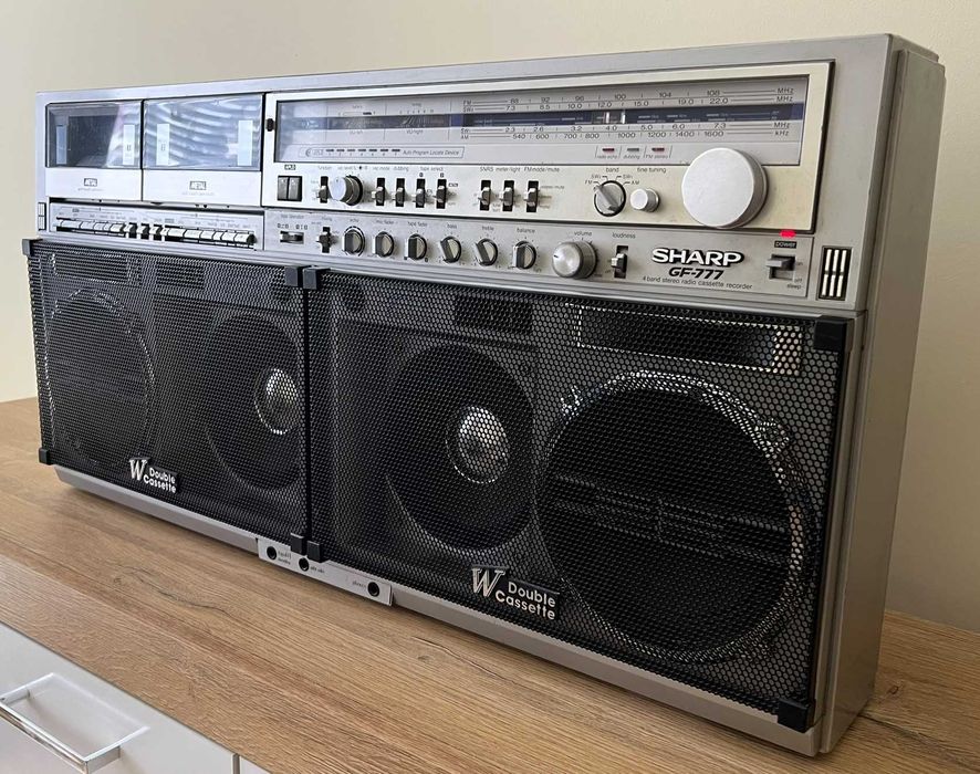 SHARP GF 777 - японска класика