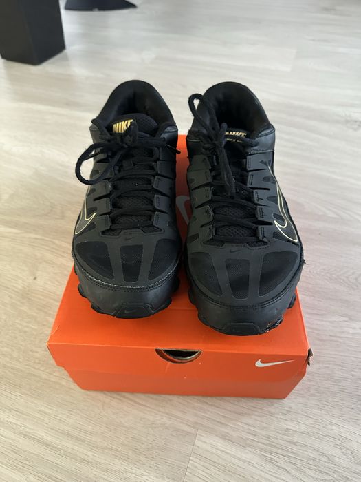 Nike маратонки reax 8 TR Mesh