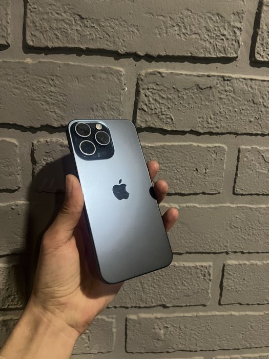 15 pro max titan blue 256GB