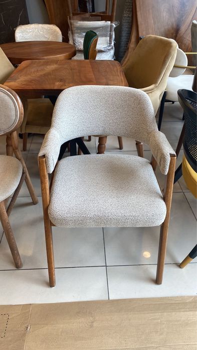 Мебели от масив, столове, маси